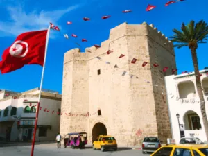 The bank aims to strengthen Islamic finance and support Tunisia's private sector. (File photo)