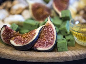 التين والزيتون يخفَض نسبة الكوليسترول في الدم
