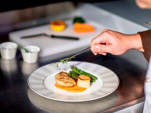 Etihad introduced Weqaya food items to restaurants in its headquarters, further highlighting its commitment to the health and well-being of its employees.