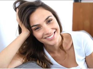 Gal wasn't nervous about meeting Ben Affleck for the first time. (Image: Algemeiner.com)