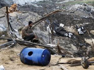 الاحتلال الاسرائيلي يشن غارات على غزة