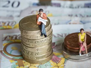 According to the statement, Kawar announced Jordan’s commitment in narrowing the gap by transferring wages electronically in sectors where women dominate. (Shutterstock)