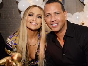 جينيفير لوبيز وأليكس رودرينغرز 