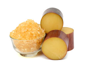 من فوائد مربى الزنجبيل أنه يعالج الكحّة (shutterstock.com)