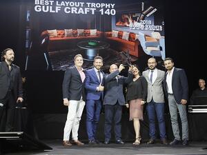 Gulf Craft Team Receiving the Majesty 140 Award