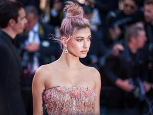 Hailey Baldwin has recently partnered with beauty giant BareMinerals (Source: taniavolobueva - Shutterstock) Hailey Baldwin has recently partnered with beauty giant BareMinerals (Source: taniavolobueva - Shutterstock)