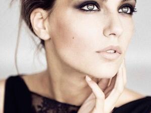 ماكياج العيون المدخنة لا زمن له