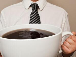 القهوة تحتوي على كافيين اكثر من الشاي 