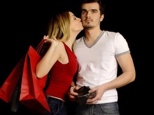 معظم النساء يبحثن عن رجل يعاملهن بطريقة جيدة ويلتزم معهن