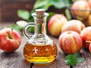 شرب خل التفاح قبل النوم سيغير حياتك للأبد