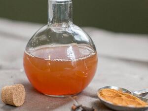 غسول الكركم لأسنان بيضاء ونفس منعش