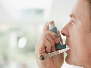 تدخين اي شكل من اشكال السجائر ضار بمريض الربو