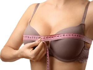 كيف تقيسين حجم حمالة الصدر في المنزل؟