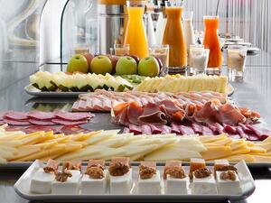 بعض الاطعمة الغنية بالسكريات ضارة