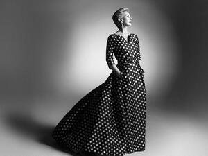 كارولينا هيريرا تحتفل بمرور 35 عاما على اطلاق دار كارولينا هيريرا للازياء