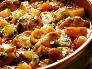 طاجن الدجاج بالخضار السريع