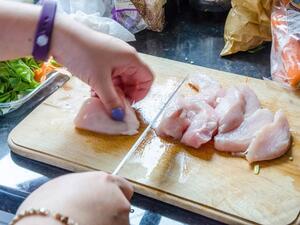 طبيب البوابة: نصائح هامة للحفاظ على سلامة غذائك