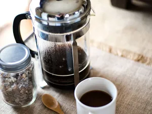 طبيب البوابة: فنجان القهوة الخارق يحرق الدهون