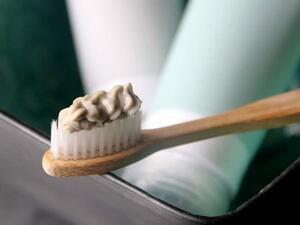 معجون الأسنان