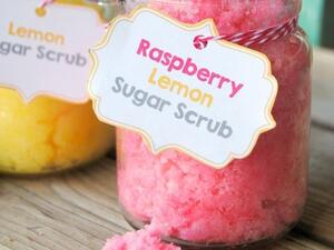 مقشر الليمون والتوت الاحمر