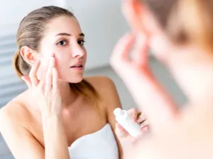 تخلصي من البثور في 15 دقيقة فقط 