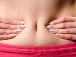 عالجي ألم المعدة والأمعاء بطرق طبيعية وسهلة