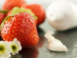 الفراولة والليمون لبشرة نضرة وجميلة