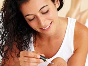 طلاء الاظافر 