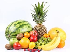 الفاكهة الطازجة افضل من العصائر 