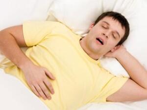 يعتبر جفاف الفم أثناء الليل، وخصوصاً عند النوم