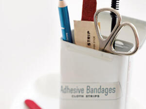 ادوات العناية وإصلاح المشاكل