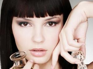 كيف تستعملي عطرك لترك بصمة شخصية؟