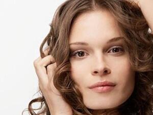 5 طرق لمعالجة مشاكل الشعر