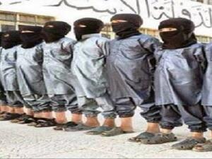 أطفال منتسبون ل"داعش" يطلق عليهم التنظيم "أشبال الخلافة"