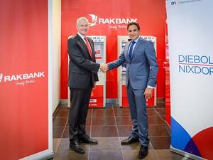 Peter England, CEO of RAKBANK (L) and Habib Hanna, Diebold Nixdorf, Managing Director, Middle East.