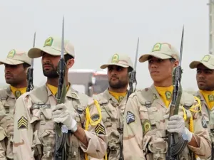 اختيار رجل الدين المحافظ أحمد جنتي رئيسا لمجلس خبراء القيادة
