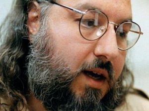 يغادر بولارد (61 عاما) زنزانته بعد ثلاثين عاما بالضبط من الكشف عن قيامه بالتجسس