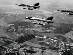 Israeli airforce Dassault Mirage III fighters fly over the Sinai peninsula at the Israeli-Egyptian border. (AFP/File)