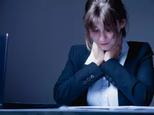 With the loss of positive connections as top reason for burnout, promoting the “culture of sharing” is key to creating a thriving atmosphere for mutual trust. (Shutterstock)