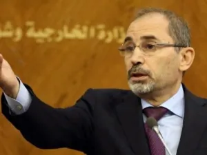 Jordanian Foreign Minister Ayman al-Safadi speaks during a joint press conference at the Foreign Ministry in Amman. (AFP Photo / Khalil Mazraawi)
