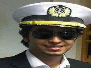 الضابط البحري الكويتي، علي الأوسايمي، (28 عاما)