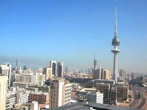 Kuwait is seeking billions of dollars in foreign direct investment to boost the economy and reduce dependency on oil revenues during the second Kuwait Investment Forum. (File photo)