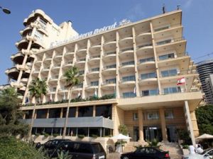 إخلاء سبيل المعتدين على مكاتب صحيفة "الشرق الاوسط" مقابل كفالة مالية
