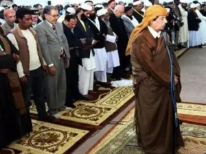 القذافي قال انه سيشارك في المظاهرات