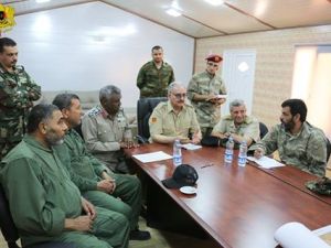  القائد العام للجيش الليبي خليفة حفتر 