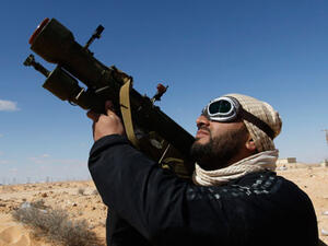 داعش ليبيا يقتل فتى ويعرقل النزوح من سرت
