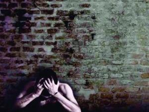  «العنبر رقم 102» 