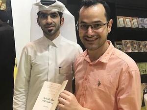 صلاح شطح يوقع نسخة من كتابه الجديد 