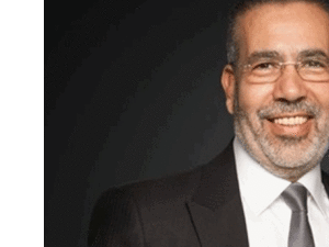 المؤلف والسناريست مدحت العدل