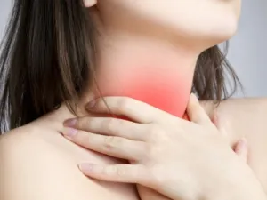 طبيب البوابة: ما هي  أعراض حساسية الحلق؟